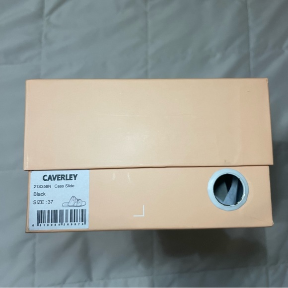 Caverly Cass Slide Sandal Black Leather - Picture 7 of 9